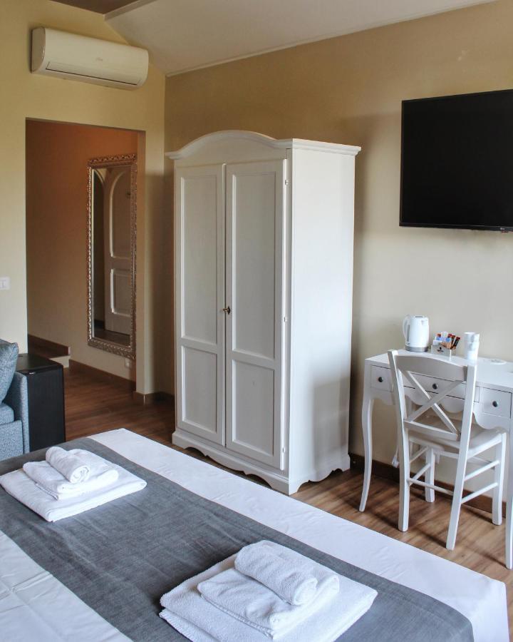 Relais La Fornarina 2 Bed & Breakfast Roma Exterior foto