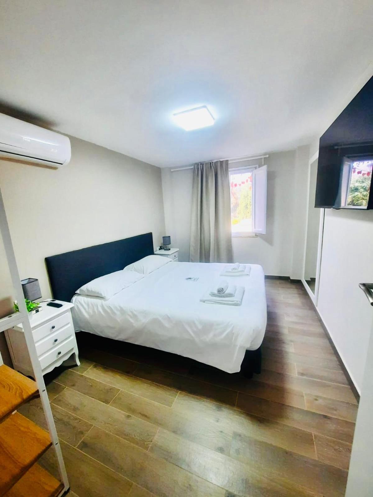 Relais La Fornarina 2 Bed & Breakfast Roma Exterior foto